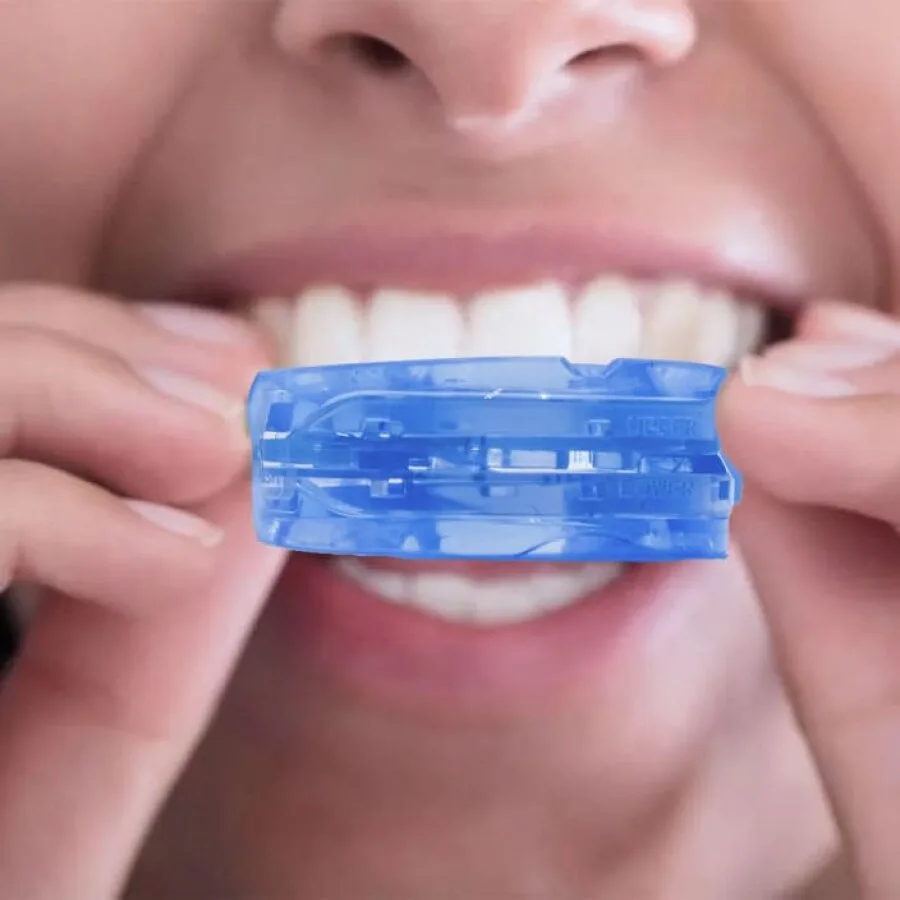 Inserting the SleepZee mouthpiece